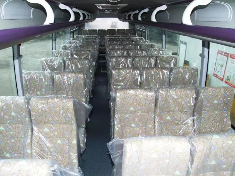 Il bus del motore diesel di 63 sedili torna indietro Axle Left Hand Drive 110km/H Max Speed