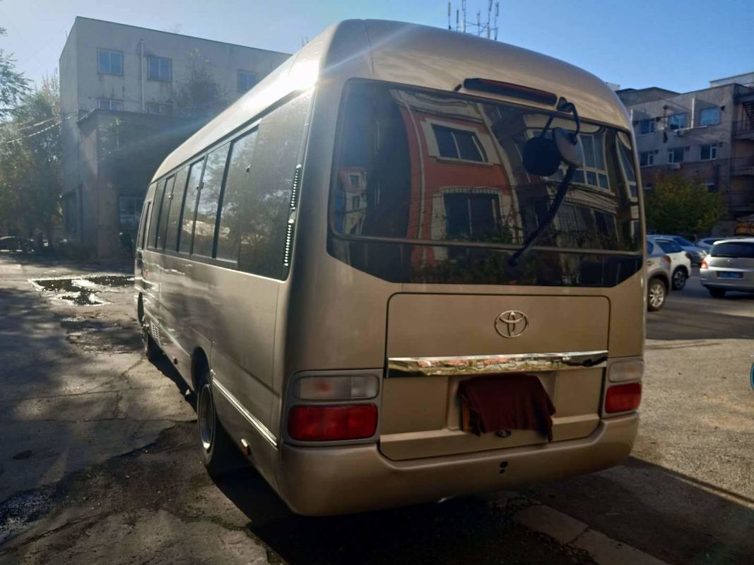 Marca di MIni Bus Toyota del bus del sottobicchiere usata benzina di 2013 di anno sedili di Toyota 30
