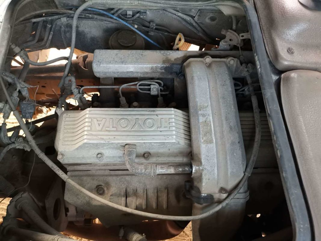 Marca di MIni Bus Toyota del bus del sottobicchiere usata benzina di 2013 di anno sedili di Toyota 30