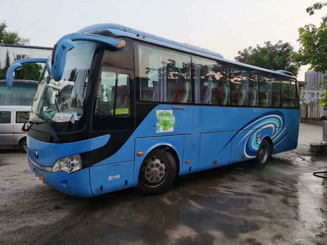 la seconda mano dei sedili dell'interasse 162kw 39 di 4250mm trasporta la vettura utilizzata Bus Yutong Buses da vendere