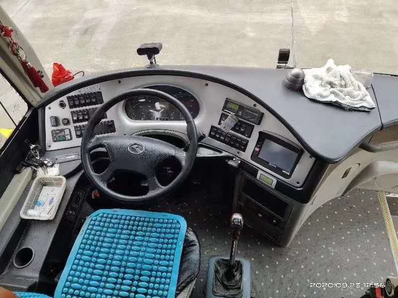 Porte usate 233kw di CA di Bus With della vettura dei sedili del motore diesel 53 di Kinglong RHD doppie