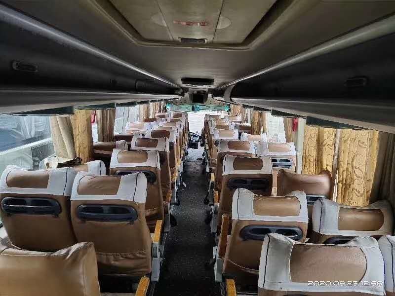 Porte usate 233kw di CA di Bus With della vettura dei sedili del motore diesel 53 di Kinglong RHD doppie