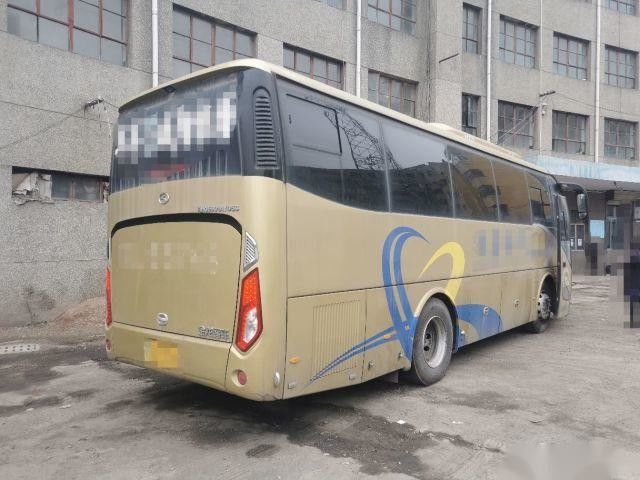 38 bus di giro utilizzato sinistro di Kinglong della direzione dell'euro V del motore sei della parte posteriore di Yuchai dei sedili telaio dell'airbag dei cilindri 270hp XMQ6901