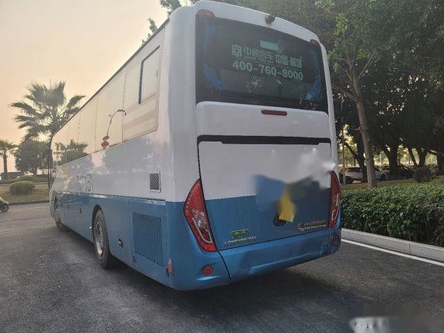 Guida a sinistra d'imballaggio nuda posteriore usata delle doppie porte del telaio dell'airbag del motore di yuchai dei sedili del bus LCK6119 48 dello zhongtong