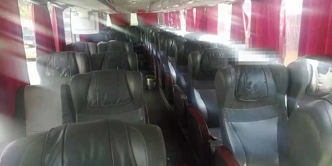 Yutong usato trasporta i sedili di ZK6122 47 VIP con il motore 247kw di Weichai delle doppie porte della toilette