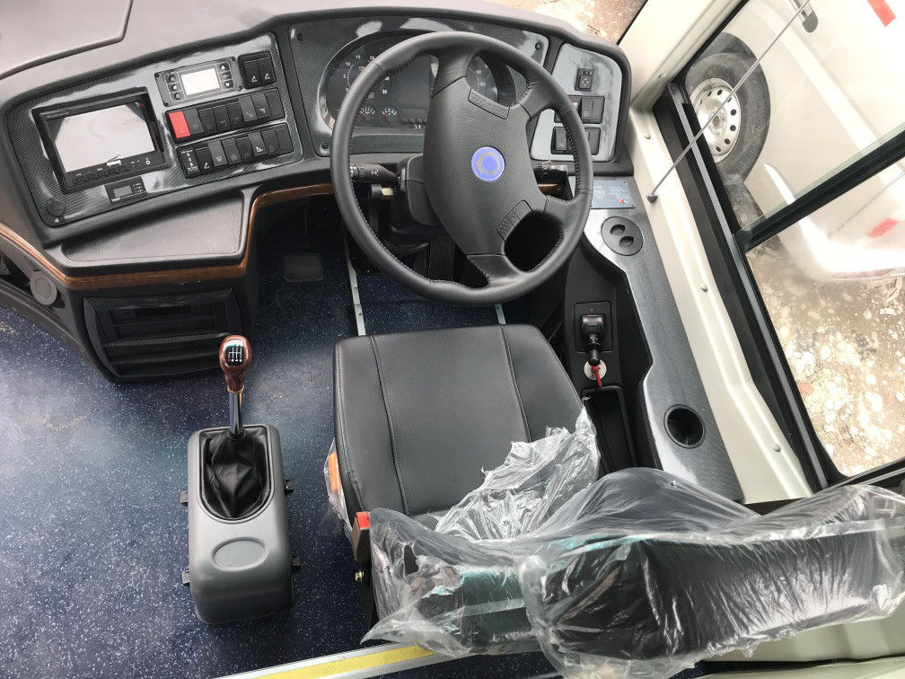 Nuovo bus di turismo della nuova di Shenlong della vettura di Bus SLK6102CNG 35 guida a destra dei sedili con il motore diesel