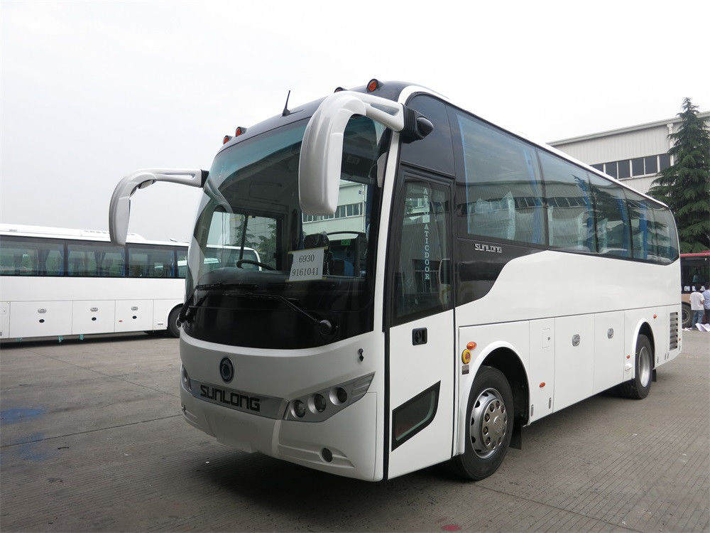 La nuova vettura Bus SLK6930D 35 di Shenlong mette il nuovo bus a sedere di turismo della nuova guida a destra del bus con il motore diesel