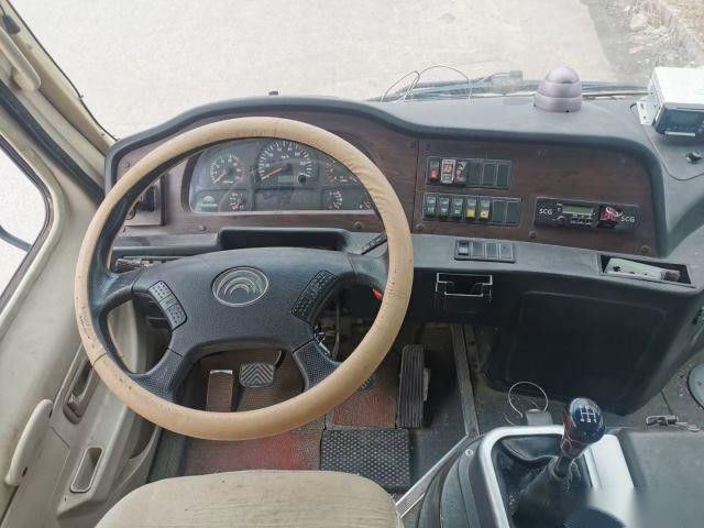 Yutong usato trasporta Zk6609d1 19 mette il motore a sedere 85Kw di Yuchai ha usato il chilometro di Mini Bus Single Door Low