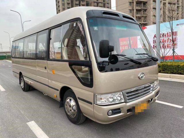 2015 bus del sottobicchiere utilizzato di anno 10 sedili il più alto, ha usato Mini Bus Coaster Bus 86kw con i sedili di lusso per l'affare