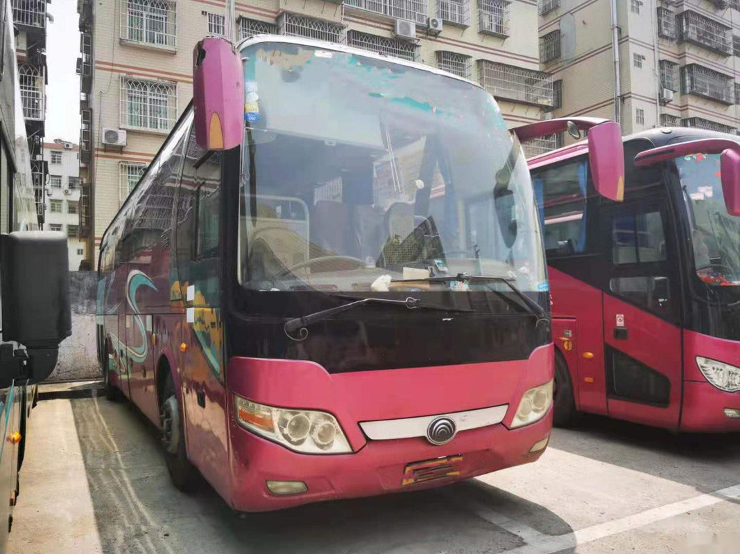 Il bus di giro utilizzato Yutong modella la direzione di sinistra dell'imballaggio di nudo dell'euro III del motore di Yuchai delle porte di doppio dei sedili ZK6110 47