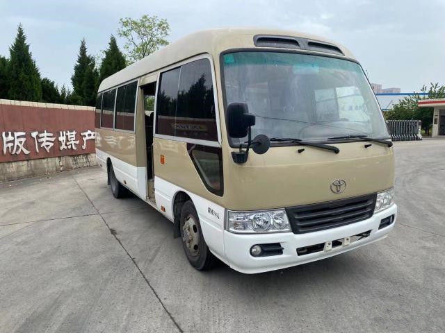 2011 il bus del sottobicchiere utilizzato di anno 18 sedile, LHD ha usato Mini Bus Toyota Coaster Bus con 2TR il motore a benzina, direzione sinistra