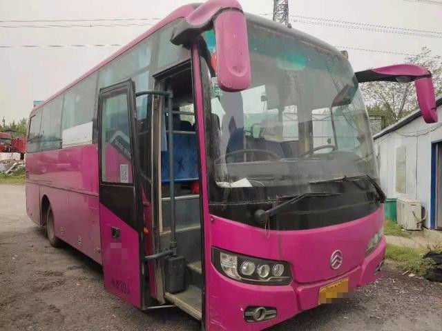 Il drago dorato corrente XML6807 ha utilizzato la vettura Bus che 33 sedili hanno utilizzato il motore diesel 140kw del bus nessun bus di incidente LHD