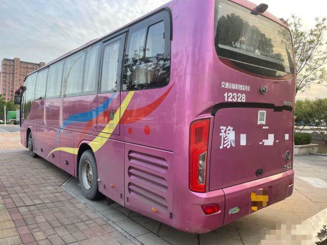 Rinnovi 2015 anni ha usato re XMQ6113 la vettura lunga Bus che 51 sedile ha utilizzato il motore diesel del bus nessun bus di incidente LHD