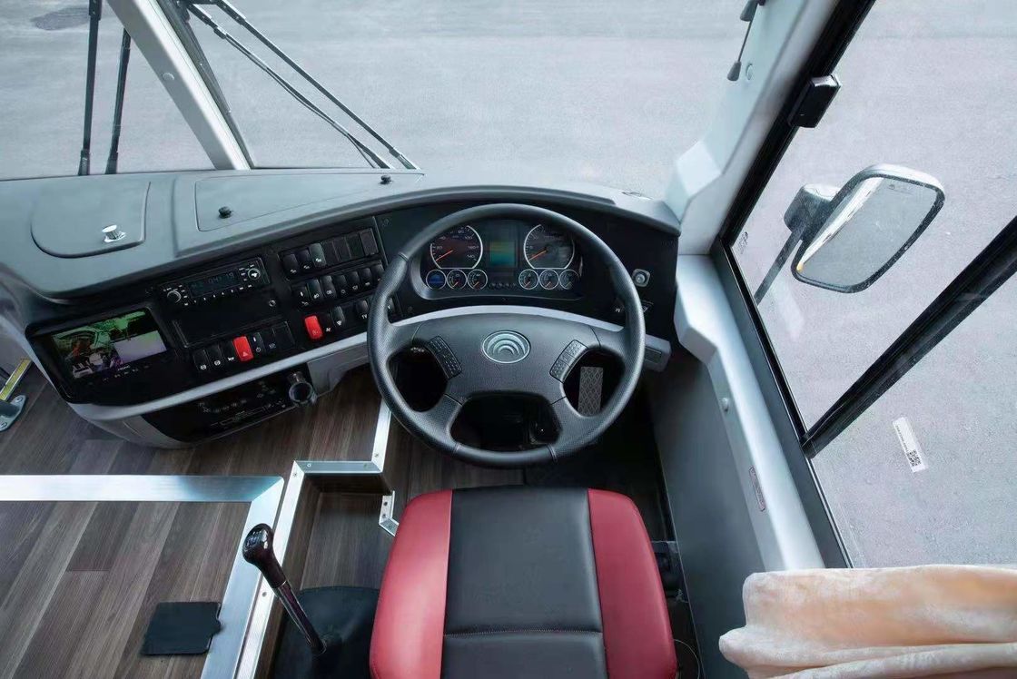 65 vettura Bus del nuovo bus di Yutong ZK6126D dei sedili la nuova che dirige i motori diesel di RHD raddoppia Axle New Bus posteriore