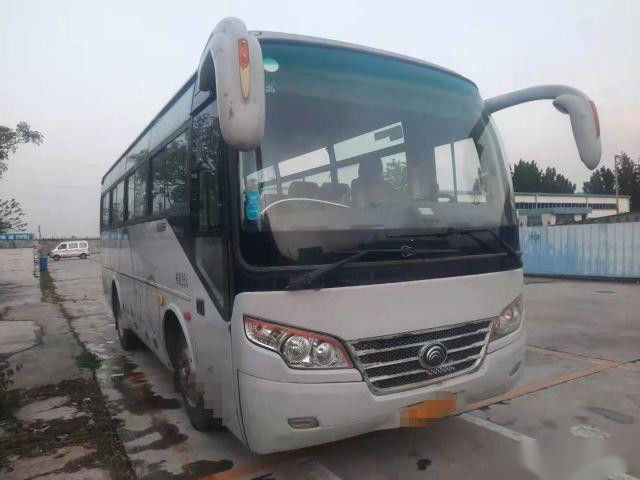 L'euro III Front Engine Yuchai 160kw dei sedili di marca ZK6792D 35 di Yutong ha lasciato l'imballaggio nudo di guida