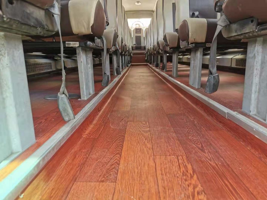 Il bus di giro utilizzato Yutong ZK6999 45 mette i telai a sedere posteriori dell'airbag del bus LHD del passeggero del motore 177kw