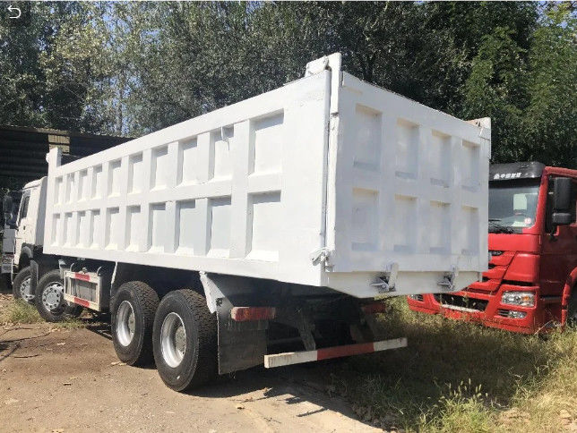 2018 Sinotruk Howo di modello 8*4 hanno usato Tipper Dump Truck Dumper 30Ton 50 tonnellate