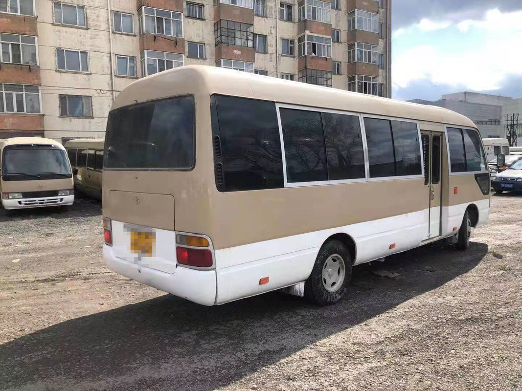2010 il bus del sottobicchiere utilizzato di anno 23 sedili, LHD ha usato Mini Bus Toyota Coaster Bus con il motore diesel, direzione sinistra