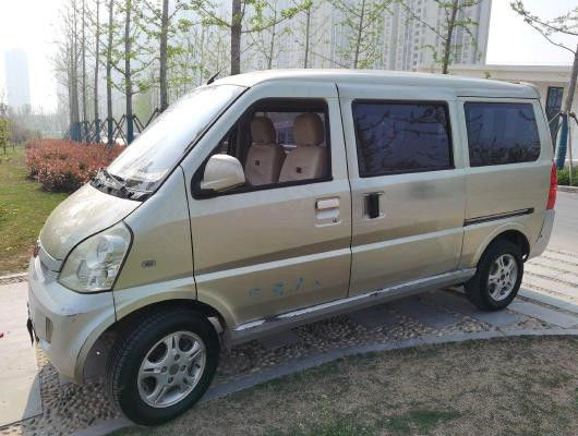 2013 modo dell'azionamento del combustibile LHD di Mini Bus Used Cars Gasoline dei sedili dell'automobile 7 di Wuling di anno