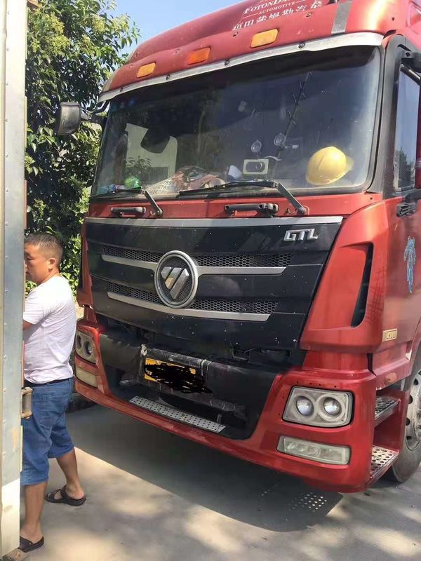 Seconda mano utilizzata 2015 di anno di tonnellata 6X4 del trattore 50 del rimorchio del camion 430HP della Cina Foton AumanTractor