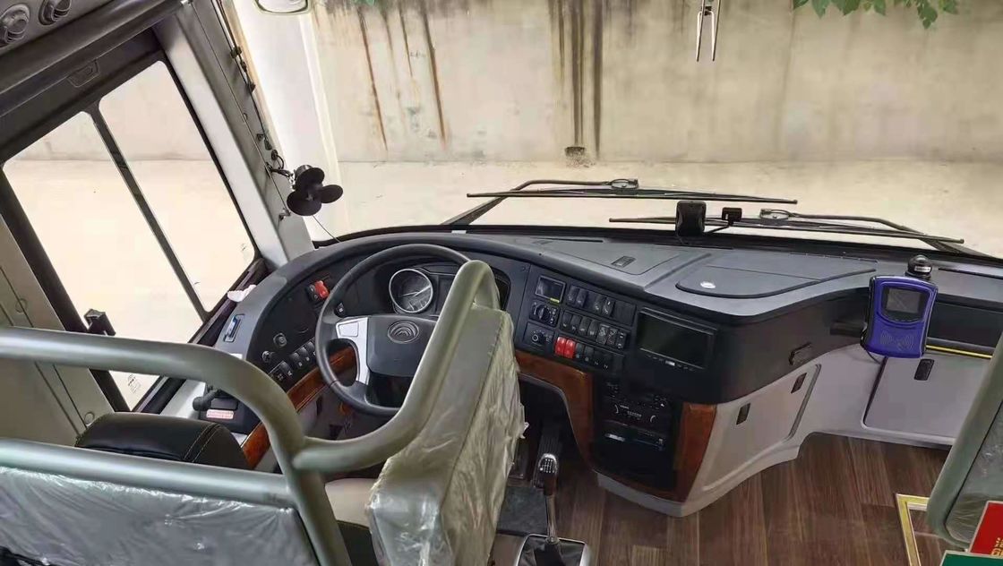 I sedili usati del bus ZK6120HQ5Y 50 di Yutong un manuale da 2020 anni hanno utilizzato il bus diesel per il passeggero