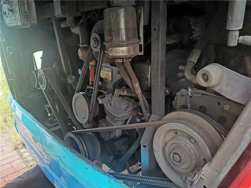 Il telaio posteriore usato dell'airbag del motore 336kw dei sedili WP.10 del bus ZK6122 49 di Yutong ha utilizzato la vettura Bus