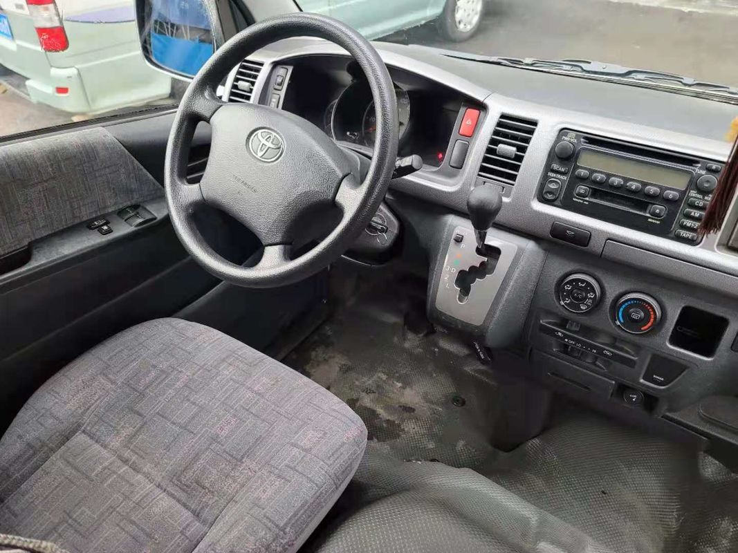 Una benzina Toyota Hiace di 2012 sedili di anno 13 ha utilizzato l'alto tetto di Mini Bus With Luxury Seat per l'affare
