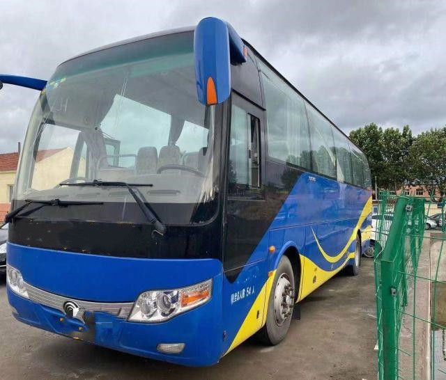 Bus di Yutong del passeggero utilizzato IV posteriore diesel dell'euro di Yuchai del motore delle doppie porte del bus 54seats della seconda mano di marca di Yutong