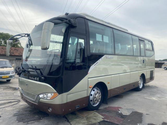 Bus utilizzato 2+2layout di capacità dei nuovi sedili del motore della parte posteriore di Yuchai del telaio dell'airbag di marca 35seats di Zhongtong del bus di giro grande