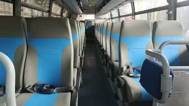 39 sedili YutongBus usato ZK6908 hanno utilizzato la vettura Bus 2013 anni che dirigono i motori diesel di LHD