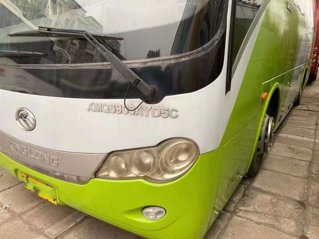 Il bus utilizzato XMQ6900 di Kinglong ha usato la direzione sinistra del telaio d'acciaio dell'euro III del motore 180kw di Yuchai dei sedili del bus di giro 39