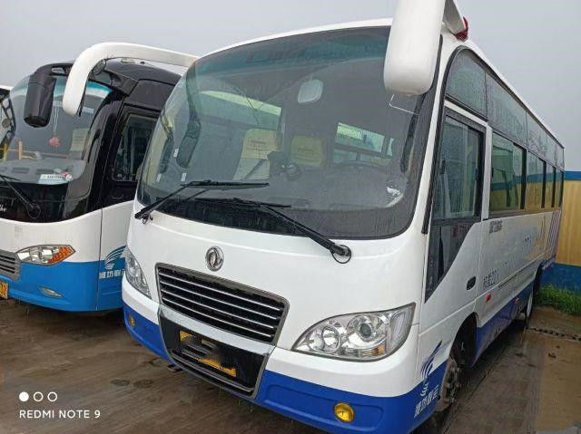 I sedili usati del bus 22 di Dongfeng hanno utilizzato il motore 96kw di Mini Bus EQ6660 Weichai buona condizione bassa di chilometro di 2020 anni