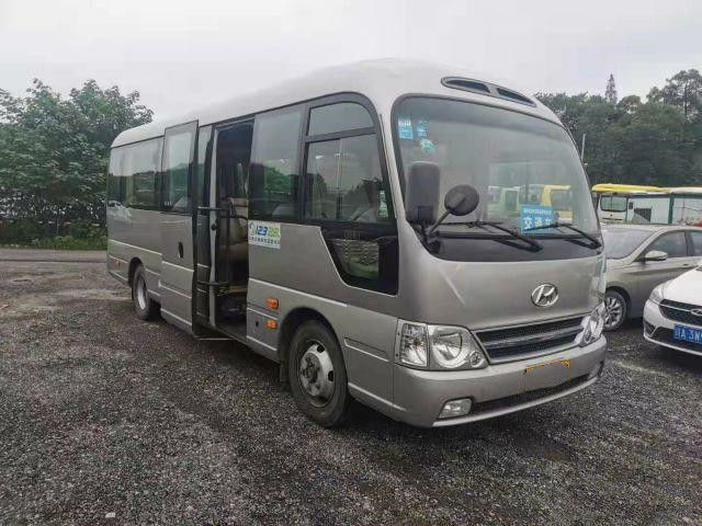 11 sedile prepara la buona condizione usata origine di Bus Max Diesel Tank Engine Dimensions Hyundai Mini Bus CHM6710