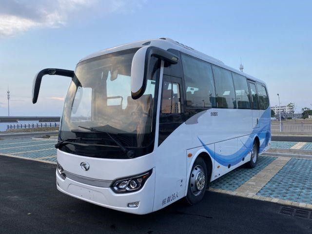 La seconda mano Kinglong ha utilizzato la vettura Bus 36 sedili che la guida a sinistra manuale trasporta la marca XMQ6829