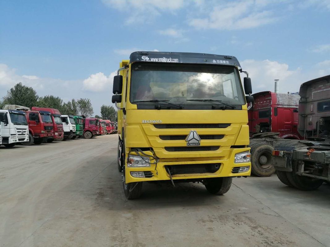 Autocarro con cassone ribaltabile utilizzato dell'autocarro con cassone ribaltabile SINOTRUK HOWO 6x4 Tipper Trucks Sale nel Ghana da vendere l'autocarro con cassone ribaltabile utilizzato economico
