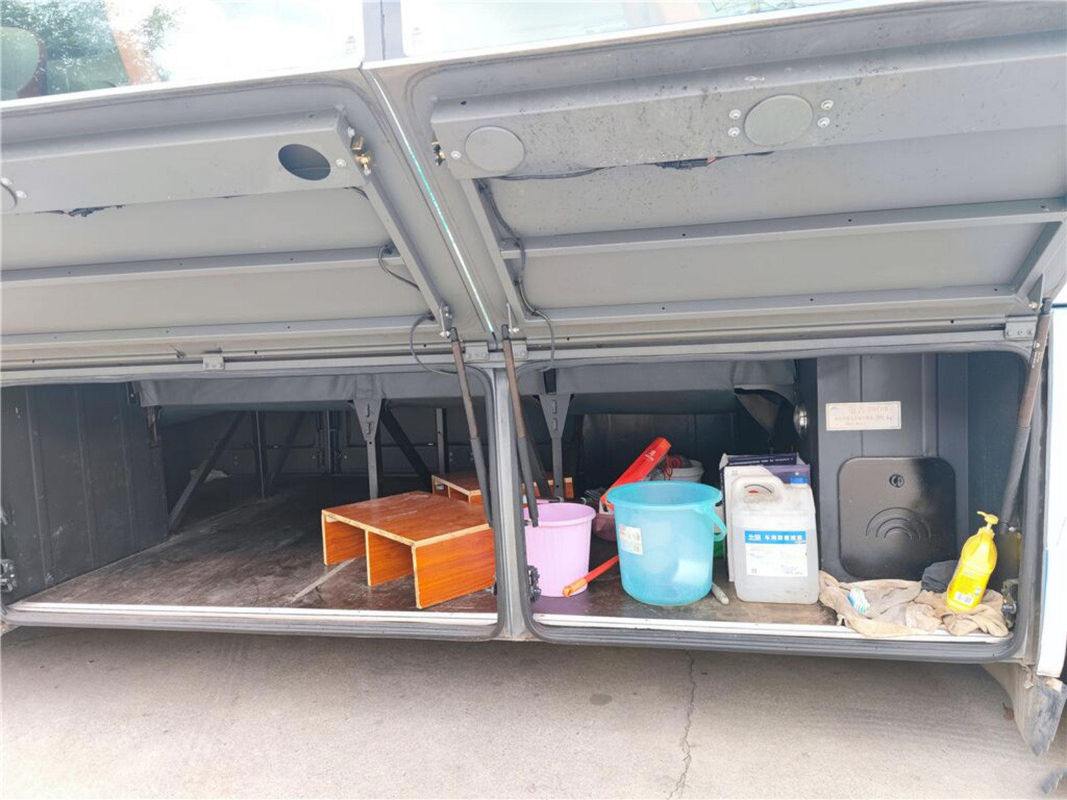 Doppi porta usata del motore 400kw di Weichai del bus di Toyota Hiace del bus 49 di Yutong di prezzi di Decker Bus Yutong Brand ZK6116 sedili doppia