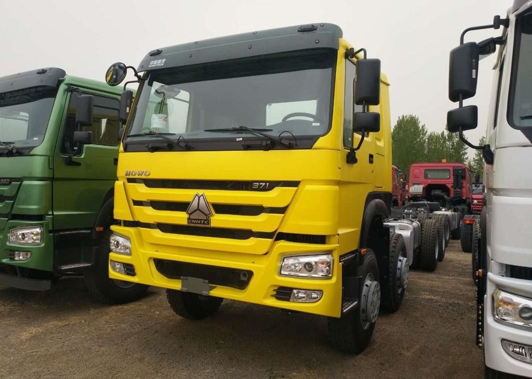 Anno di guida usato 2018 RHD/LHD dell'azionamento dell'autocarro con cassone ribaltabile di Sinotruck Howo 8x4 Tipper Left Hand Right Hand
