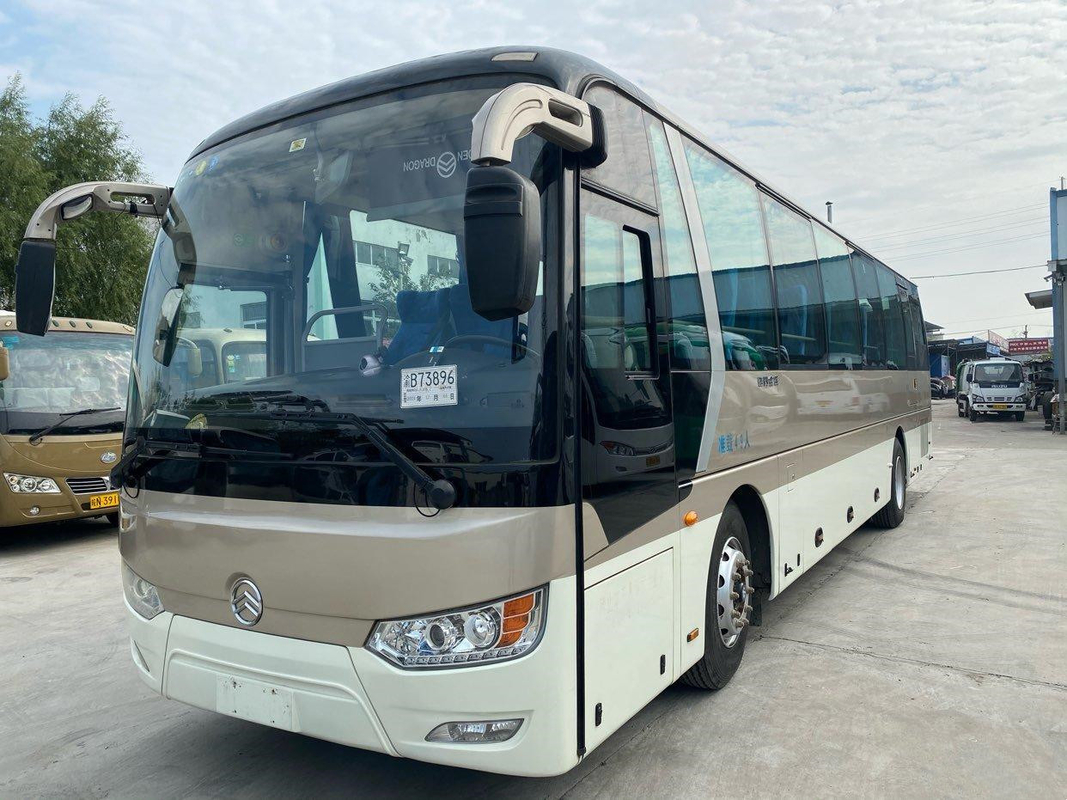 Il bus utilizzato nel drago dorato XML6112 Mini Bus Diesel 49 del Kenya mette i pezzi di ricambio a sedere del bus di Yutong