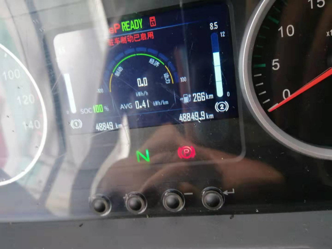 Bus elettrico ZK6815 della città di Yutong -Yot'ai bus dell'energia alternativa di Seaters del bus 15 di Hiace ed alle vetture  53 sedili