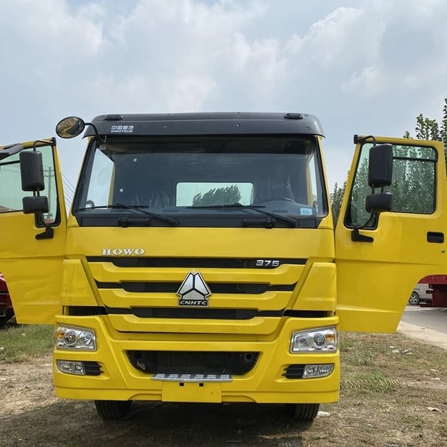 Testa utilizzata del trattore di Howo della seconda mano del camion 6*4 del trattore di HOWO 375hp con la buona condizione