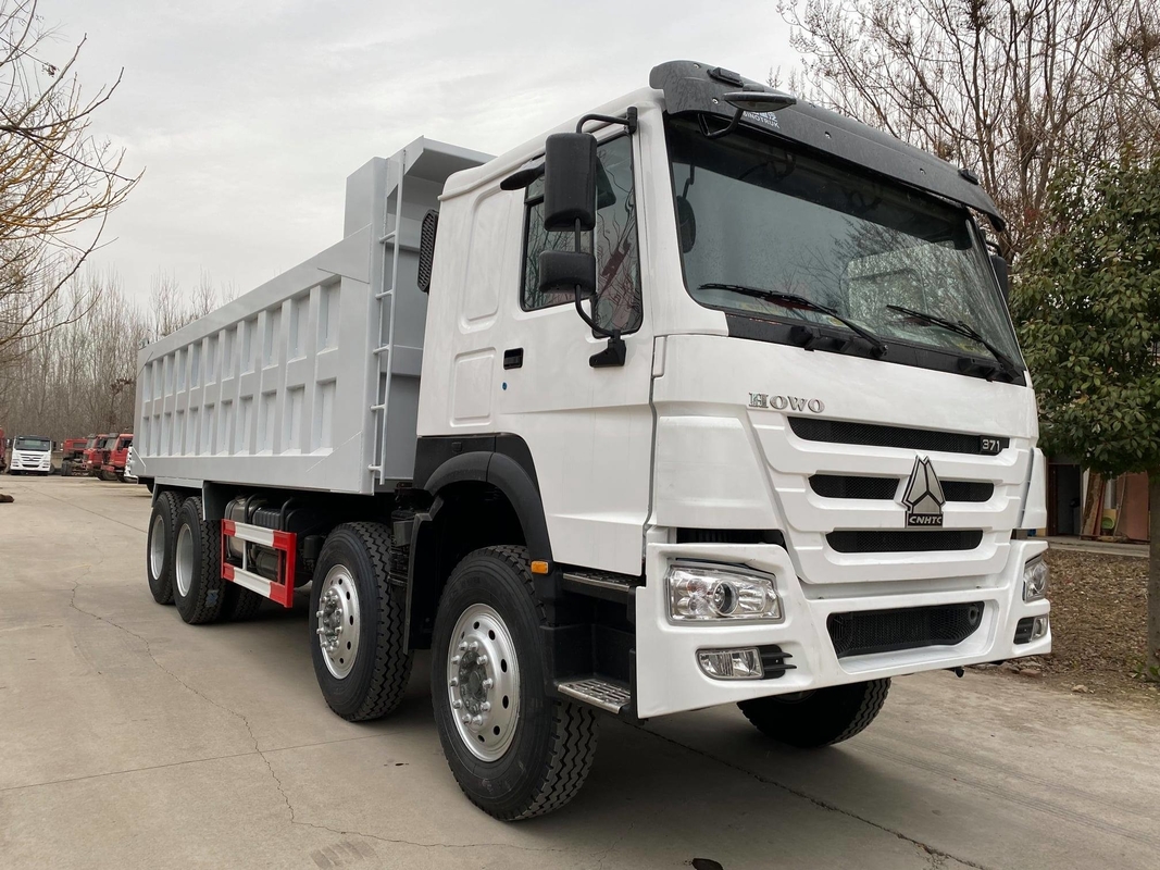 Camion capo diesel utilizzato del trattore del manuale 4X2 6X4 8X4 dell'euro 2 di Sinotruk Howo 317Hp