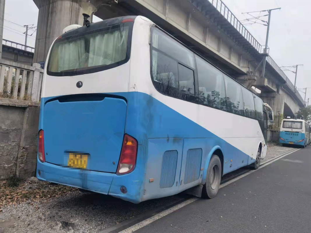 51 vettura utilizzata bus Bus di Yutong utilizzata sedili ZK6110 2010 anni che dirigono i motori diesel di RHD