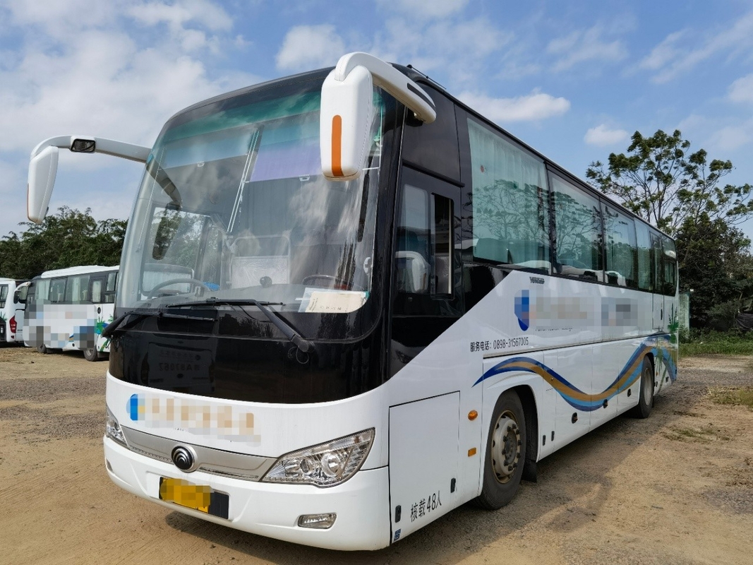 I sedili Zk6119 da 2019 anni 48 hanno utilizzato i bus di Yutong con nuova la vettura utilizzata Luxury del bus di giro di Seat 40000km distanza in miglia