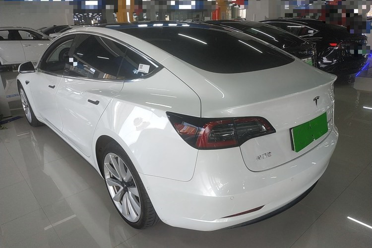 Migliori veicoli cinesi di New Energy della seconda mano con 5 sedili e 5 porte