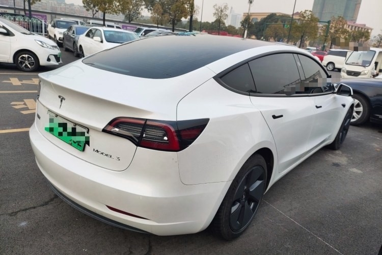 Sedili ad alta velocità delle ruote della berlina 4 delle automobili del veicolo elettrico di New Energy 5 4 porte