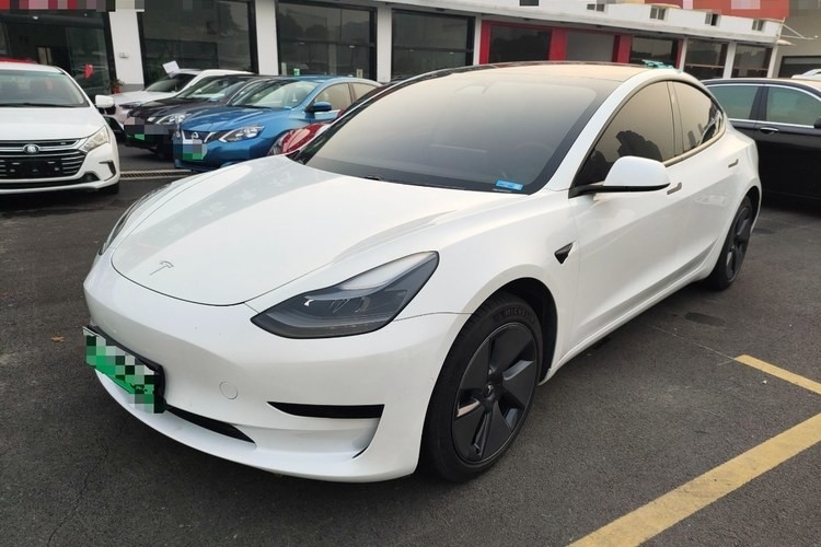 Sedili ad alta velocità delle ruote della berlina 4 delle automobili del veicolo elettrico di New Energy 5 4 porte