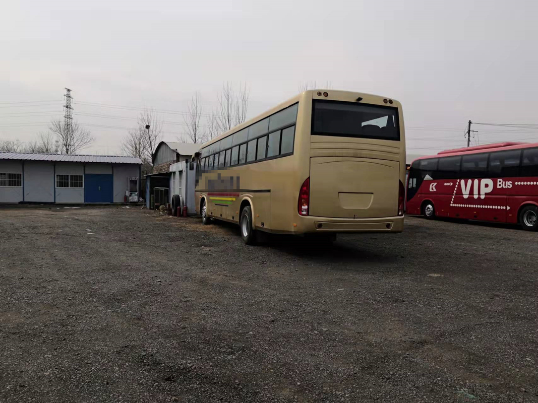 Il bus 53 Seaters di Yutong ha utilizzato la vettura Bus Diesel Front Engine della seconda mano del bus di ZK6116D