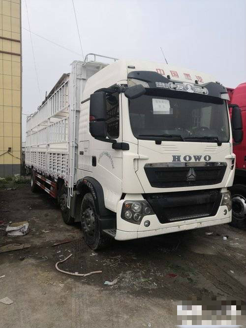 Tipo 420hp LHD di griglia del magazzino usato carico dell'autocarro con cassone ribaltabile di Howo 6*2