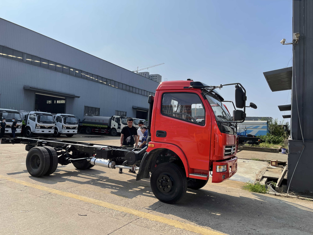 Il telaio di DF 4*4 3,2 T ha usato il telaio di quattro ruote motrici della seconda mano 140hp del camion del trattore