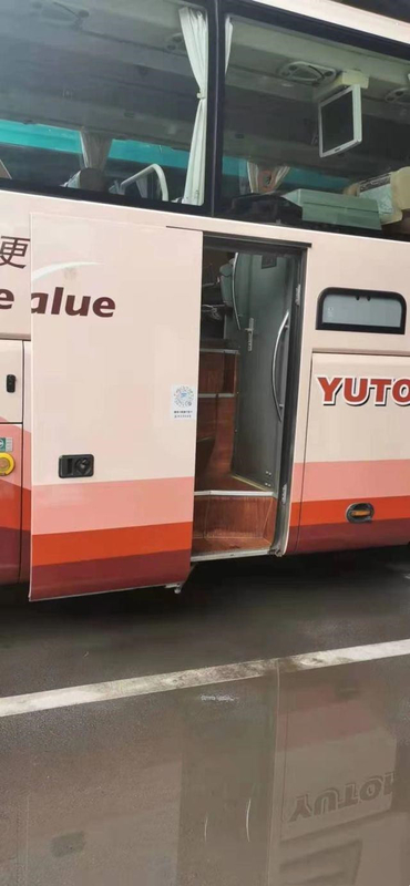 Il trasporto pubblico urbano Yutong usato trasporta la vettura utilizzata facente un giro turistico Buses LHD che di giro l'EURO diesel V ha utilizzato i bus